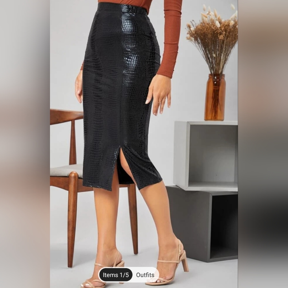 Black skirt